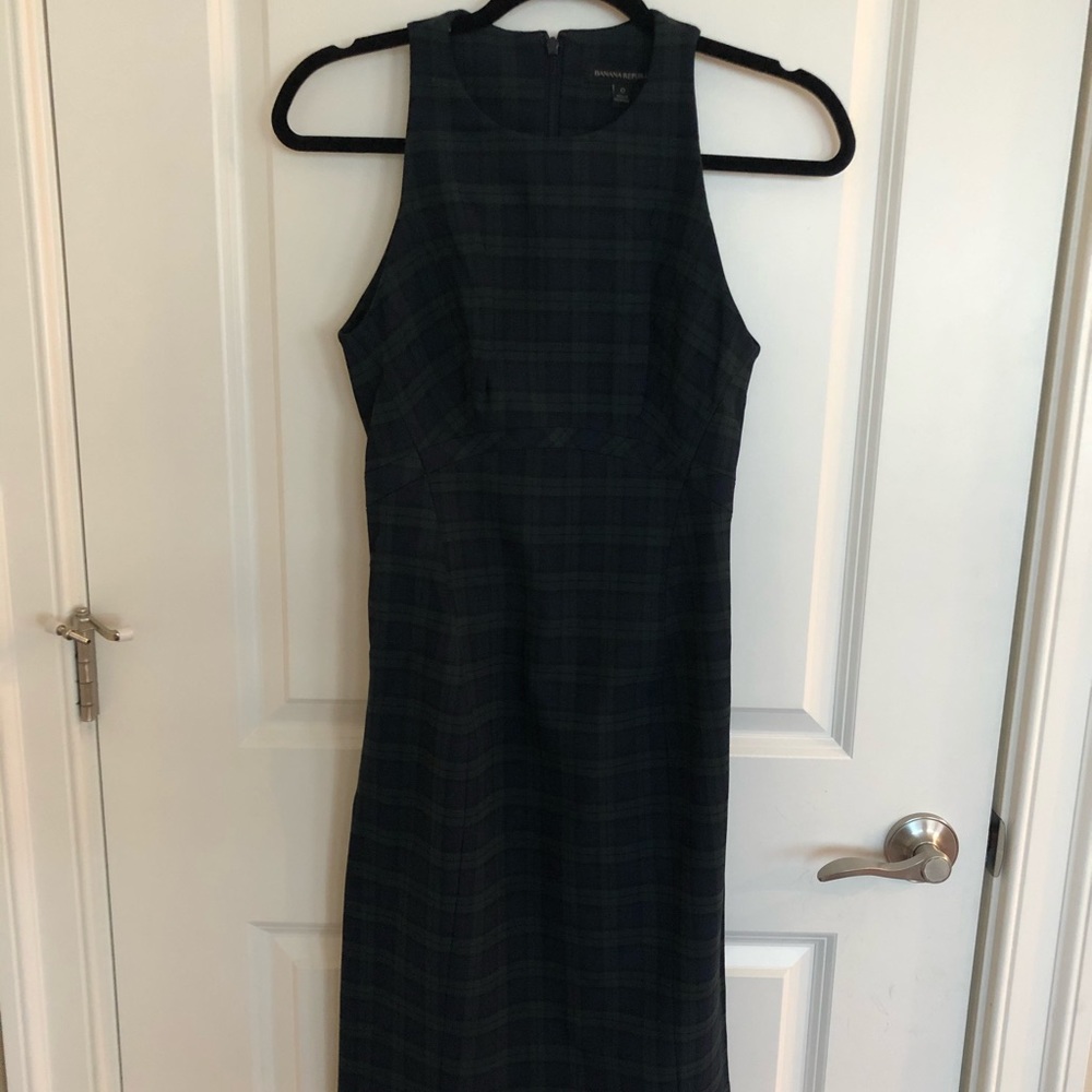 GREEN PLAID FITTED DRESS